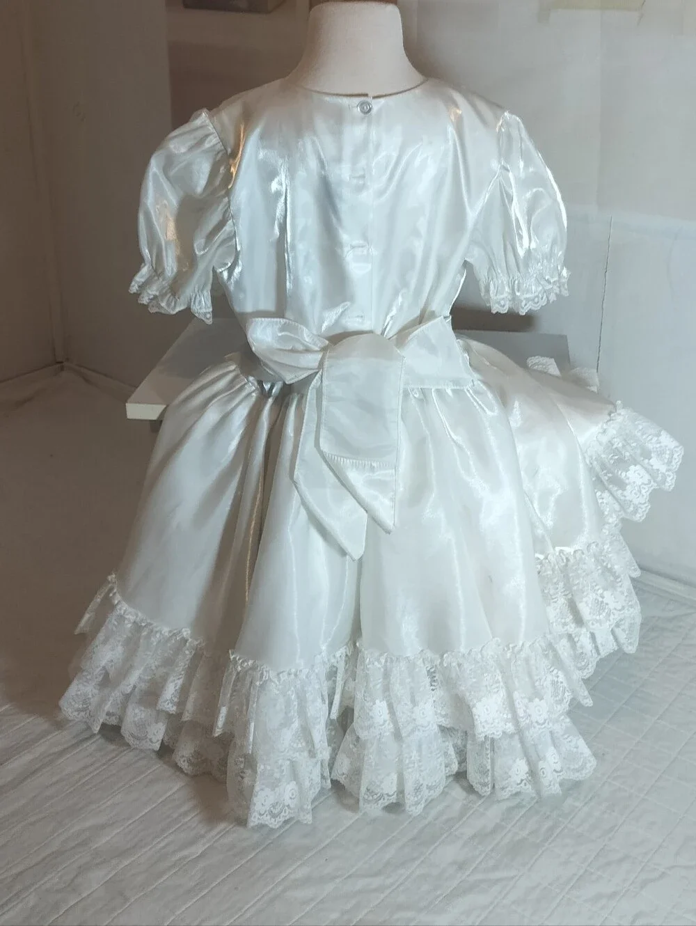 & Other Stories White Satin Lace Theater Dress with Puff Sleeves